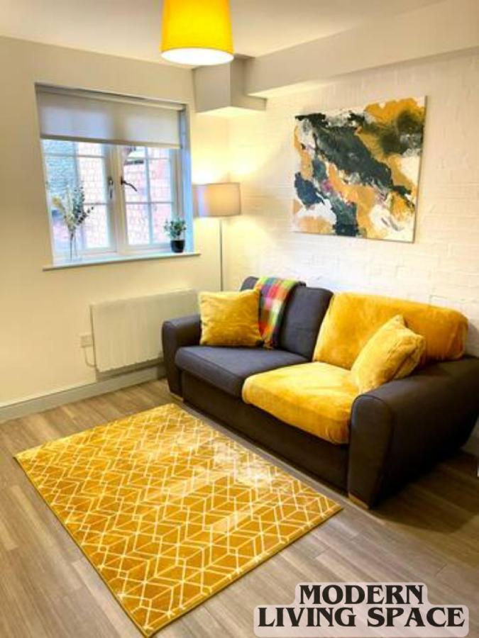 Bright & Cosy One Bedroom Apartment - 2 Beds - Perfect Base In Bishop'S Stortford Bagian luar foto